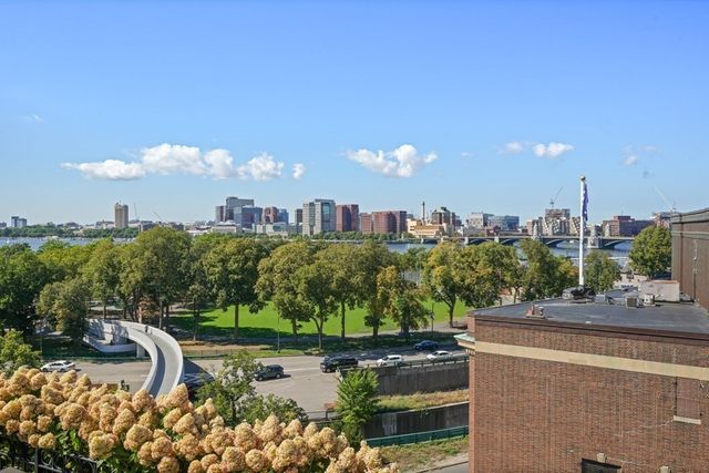 95 Beacon St 12, Boston, MA 02108