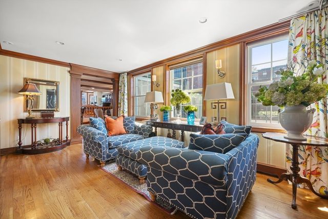 95 Beacon St 12, Boston, MA 02108