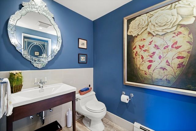 95 Beacon St 12, Boston, MA 02108