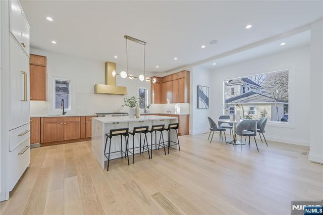 421 Sylvan Place, Haworth, NJ 07641
