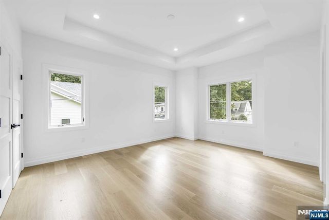421 Sylvan Place, Haworth, NJ 07641