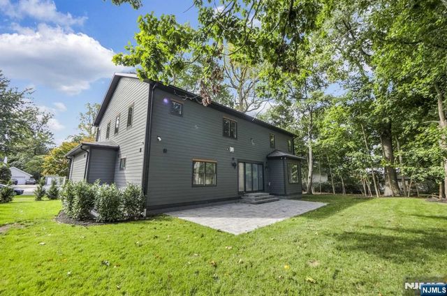 421 Sylvan Place, Haworth, NJ 07641