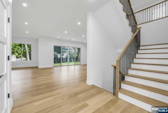 421 Sylvan Place, Haworth, NJ 07641