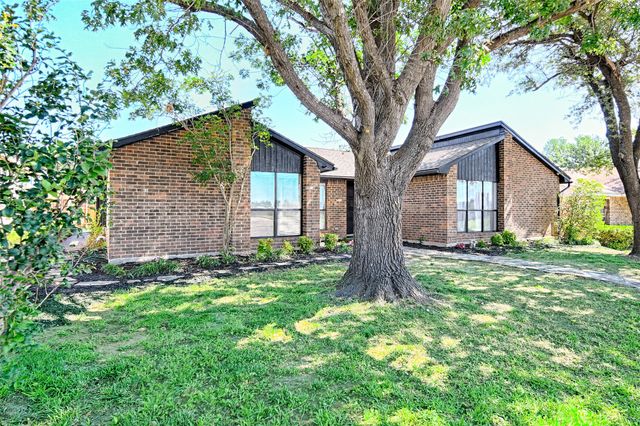 3229 Poteet Drive, Mesquite, TX 75150