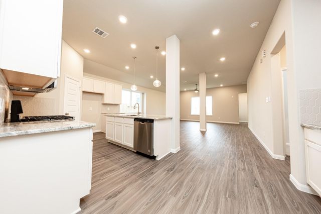 3036 Mistflower Trail, Brookshire, TX 77423