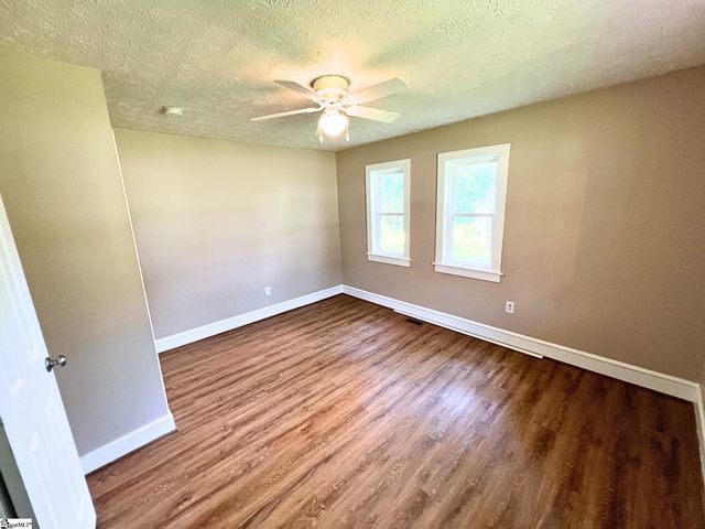 115 E Beattie Street, Liberty, SC 29657