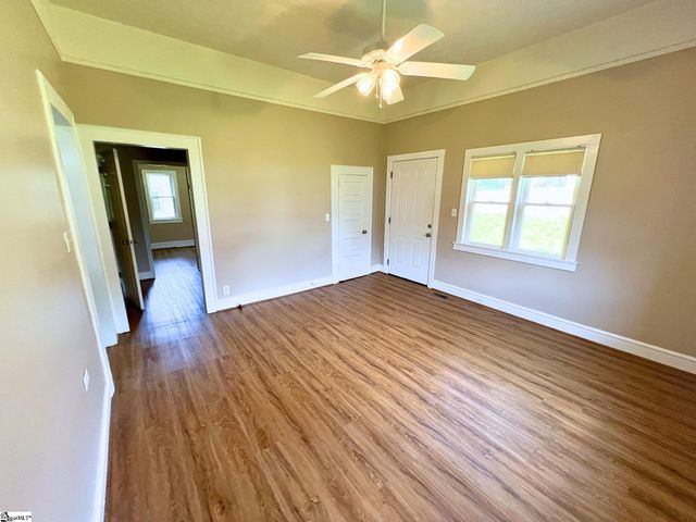 115 E Beattie Street, Liberty, SC 29657