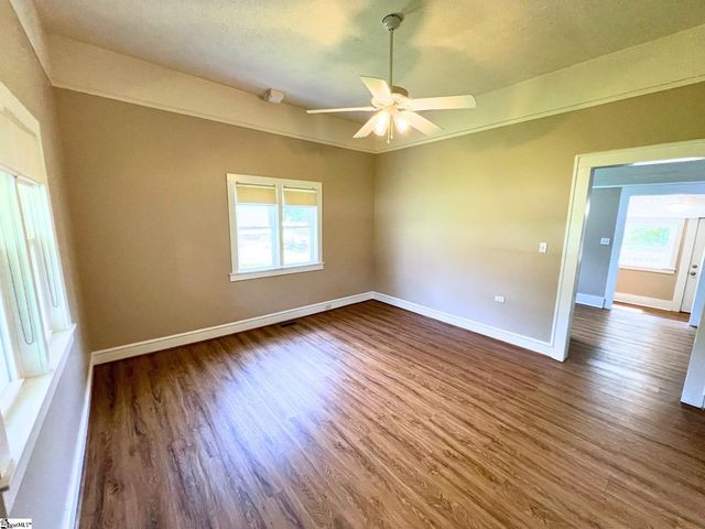 115 E Beattie Street, Liberty, SC 29657