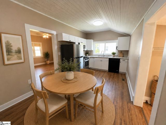 115 E Beattie Street, Liberty, SC 29657