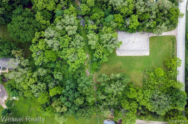 31 Mile Road, Washington, MI 48095