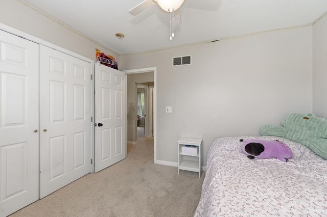 478 Eagleview Drive, Hidden Valley, IN 47025
