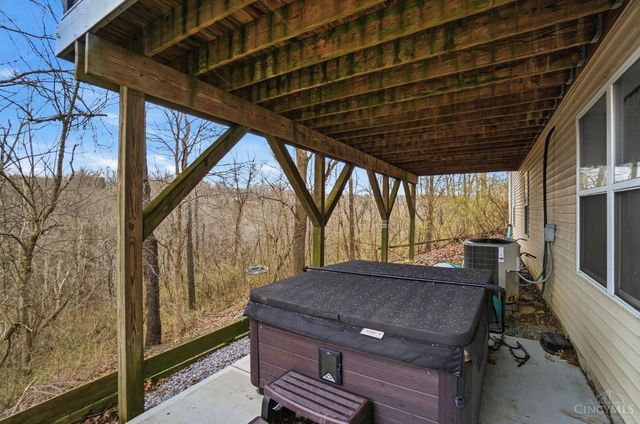 478 Eagleview Drive, Hidden Valley, IN 47025