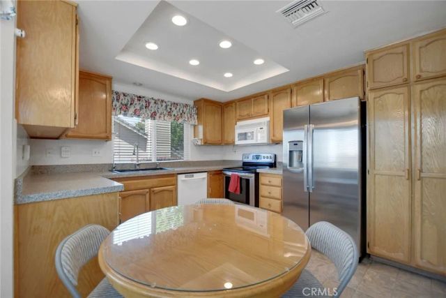 25660 Huron Street, Loma Linda, CA 92354