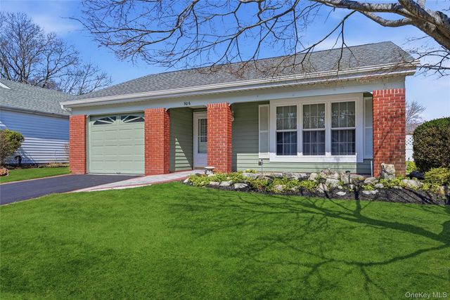 506 Lancaster Court, Ridge, NY 11961