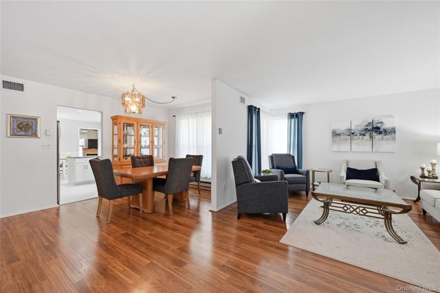 506 Lancaster Court, Ridge, NY 11961