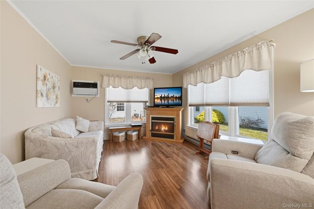 506 Lancaster Court, Ridge, NY 11961