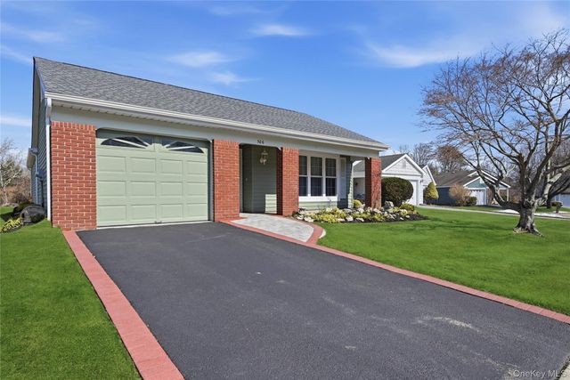 506 Lancaster Court, Ridge, NY 11961