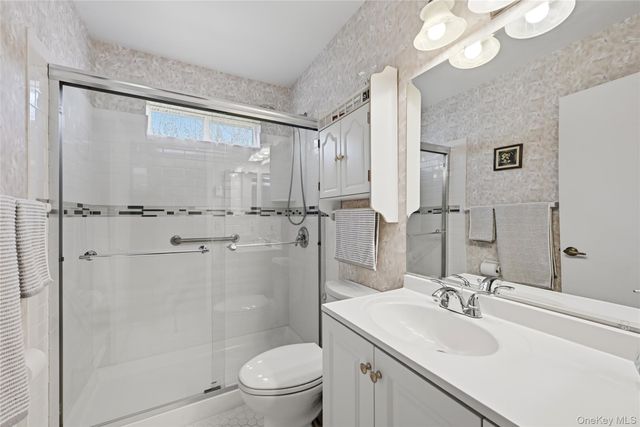 506 Lancaster Court, Ridge, NY 11961