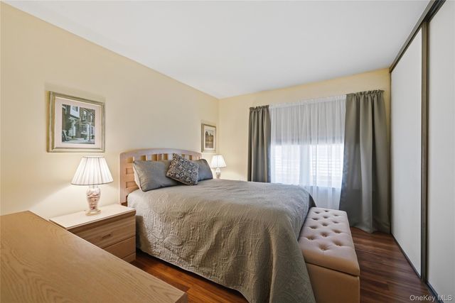 506 Lancaster Court, Ridge, NY 11961