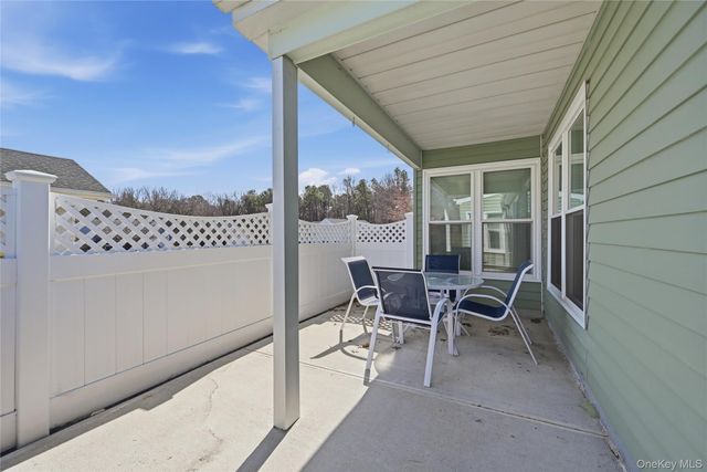 506 Lancaster Court, Ridge, NY 11961