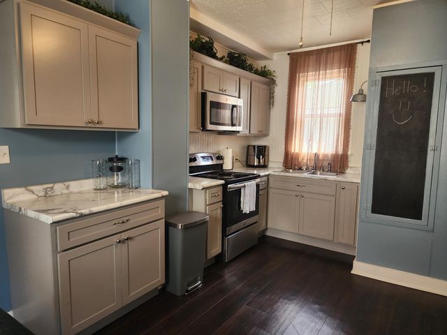 224 E Williams Avenue 224 E Williams Avenue, Bellefontaine, OH 43311