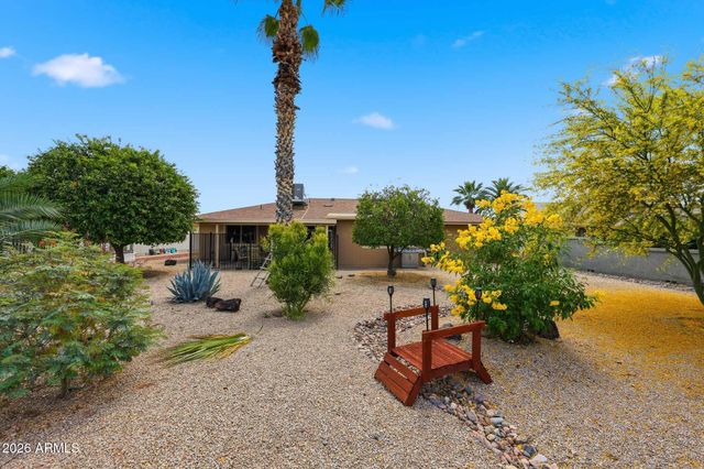 12402 W SONNET Drive, Sun City West, AZ 85375
