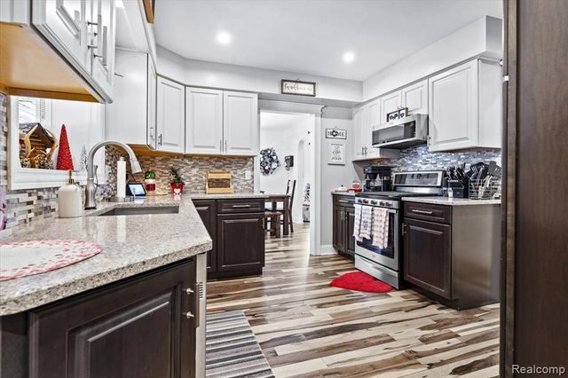 28336 Sheeks Boulevard, Flat Rock, MI 48134