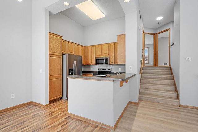 7093 Peony Lane N, Maple Grove, MN 55311