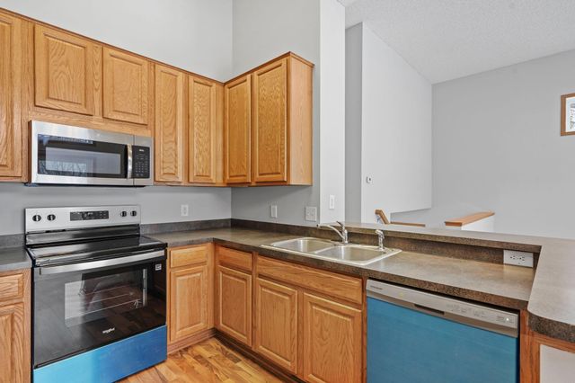 7093 Peony Lane N, Maple Grove, MN 55311