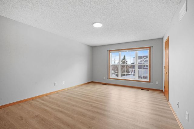 7093 Peony Lane N, Maple Grove, MN 55311