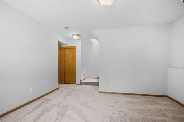 7093 Peony Lane N, Maple Grove, MN 55311