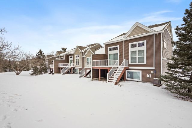 7093 Peony Lane N, Maple Grove, MN 55311