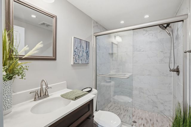 14 Forest View Drive, Coal Valley, IL 61240