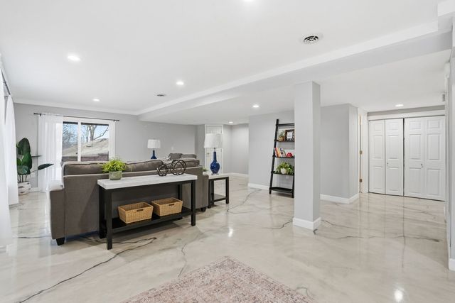 14 Forest View Drive, Coal Valley, IL 61240