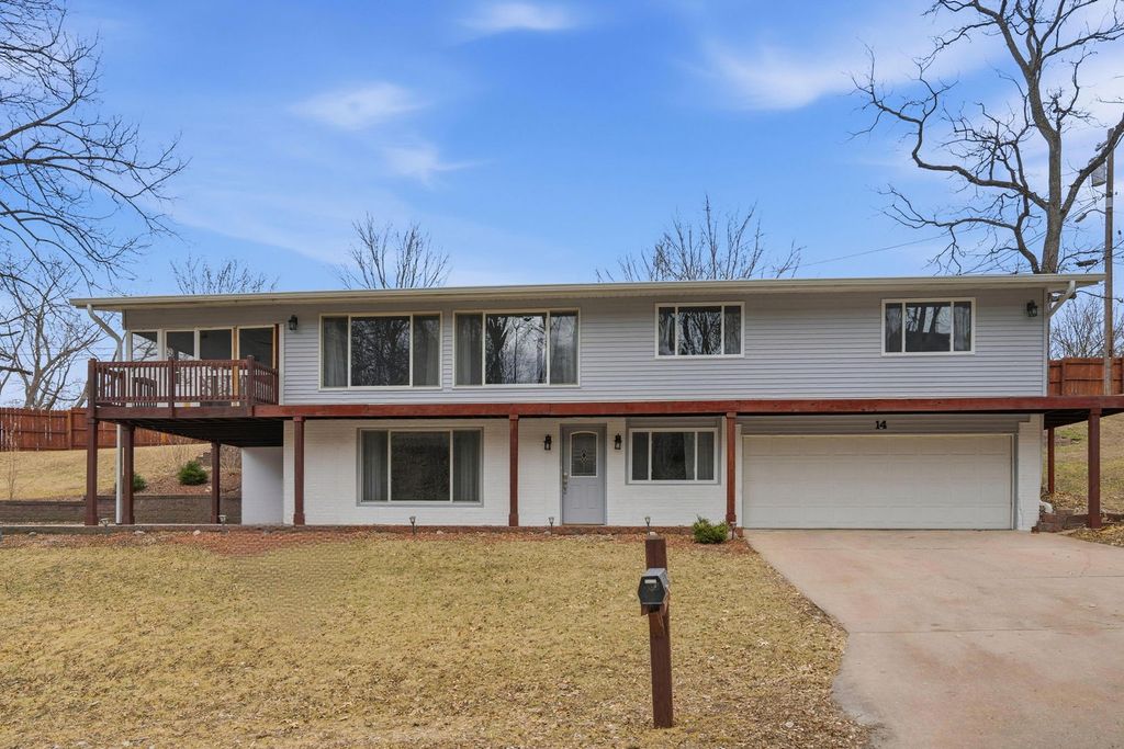 14 Forest View Drive, Coal Valley, IL 61240