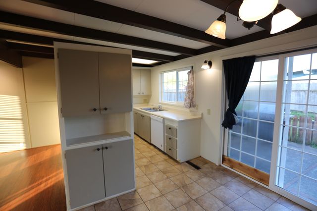 3408 Middlefield Lane, Myrtletown, CA 95501
