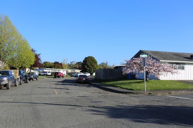 3408 Middlefield Lane, Myrtletown, CA 95501