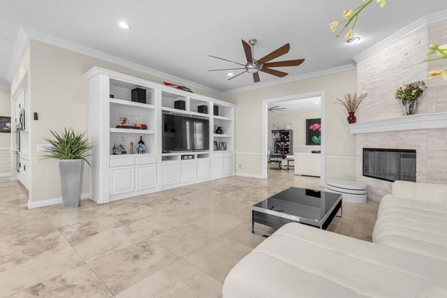 6 Voltaire Court, Rancho Mirage, CA 92270