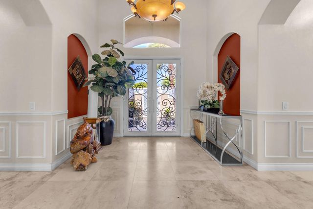6 Voltaire Court, Rancho Mirage, CA 92270