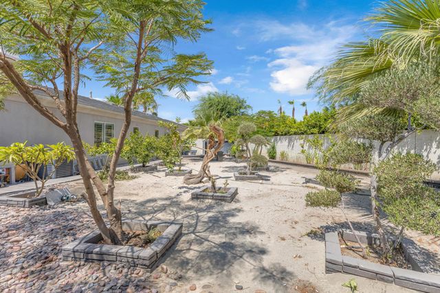 6 Voltaire Court, Rancho Mirage, CA 92270