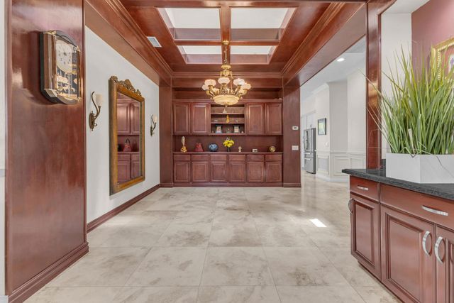 6 Voltaire Court, Rancho Mirage, CA 92270
