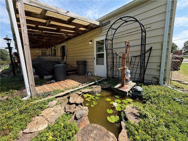 10604 E 75 Street, Raytown, MO 64138