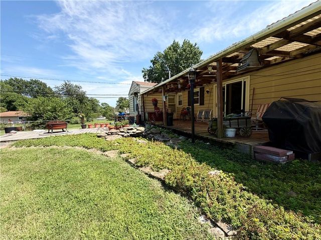 10604 E 75 Street, Raytown, MO 64138