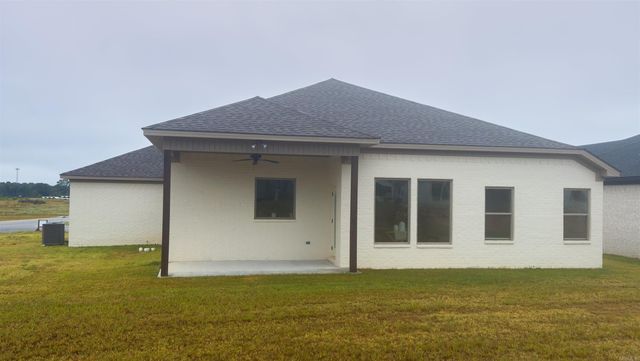 300 Alyece Ln, Hensley, AR 72065