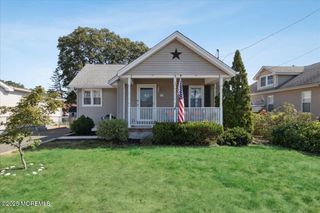 77 Drift Road, Belford, NJ 07718