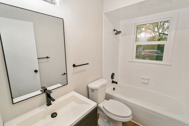 615 Polo Drive, Wheaton, IL 60187