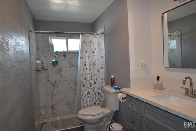 4225 De Ette Avenue, Bakersfield, CA 93313