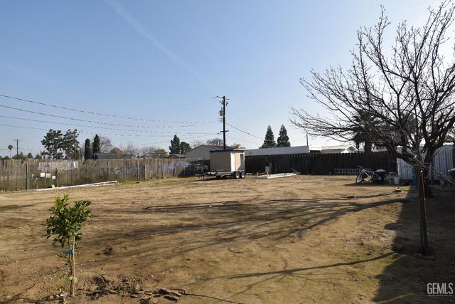 4225 De Ette Avenue, Bakersfield, CA 93313