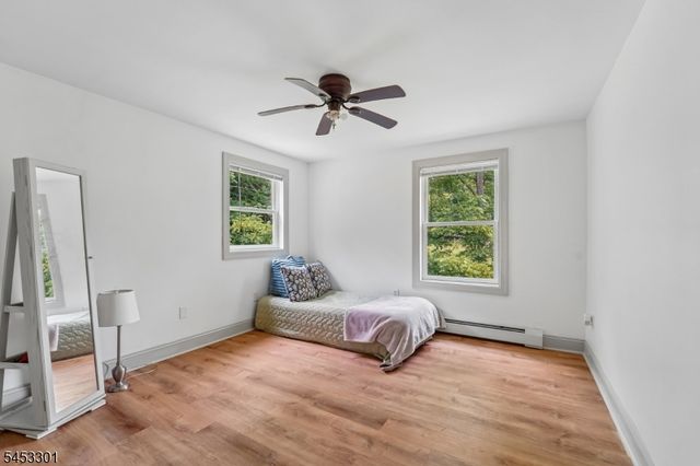 135 Millbrook Rd, Hardwick Twp., NJ 07825