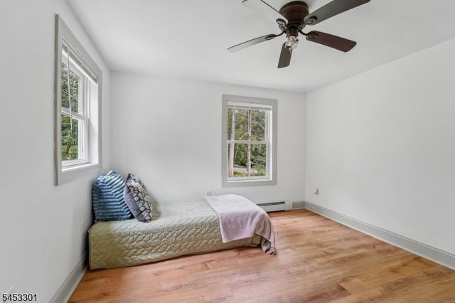 135 Millbrook Rd, Hardwick Twp., NJ 07825